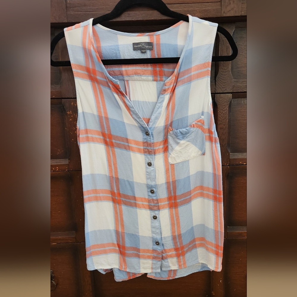 Market & Spruce Vibrant Pink and Blue Tank Top